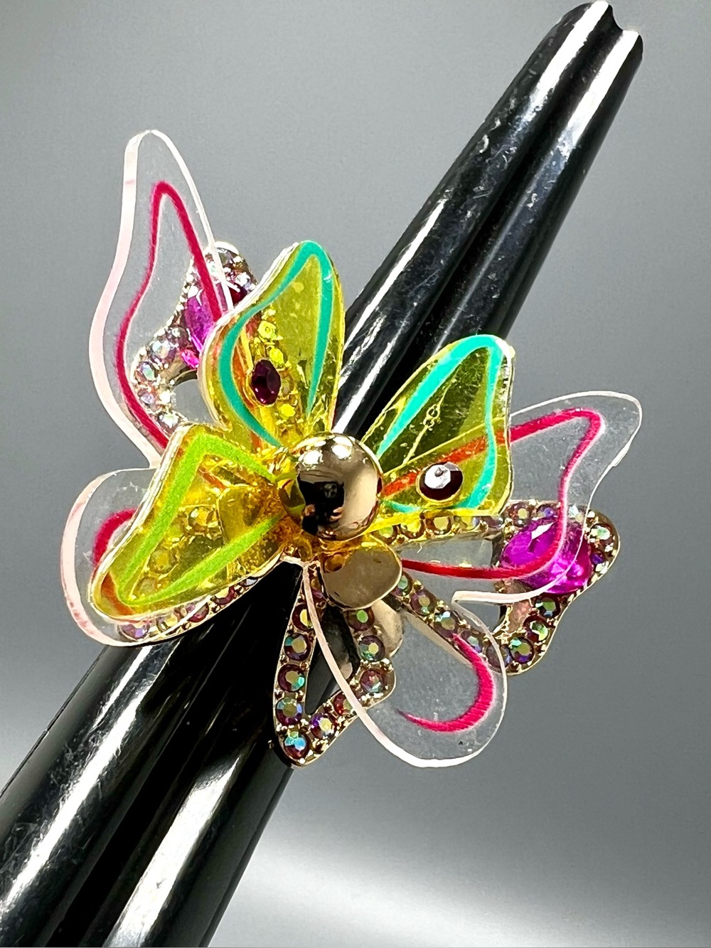 Expandable  Butterfly 🦋 Design Ring - Multicolor Accent